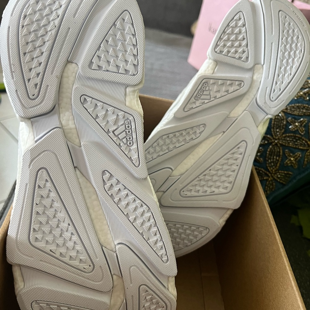 Adidas - Picture 3 of 7